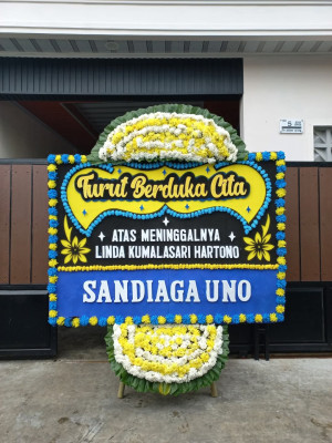 Papan Bunga Duka di Curug Sulanjana